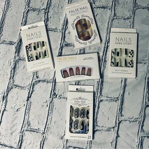 Assorted Fake Nail Sets 5 pack